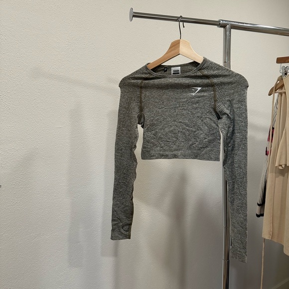 Gymshark Top - Picture 1 of 2